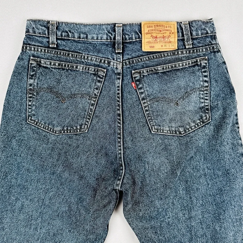 Vintage Levi's 550 Relaxed Fit Jeans 34x34 USA Made Stonewash Denim